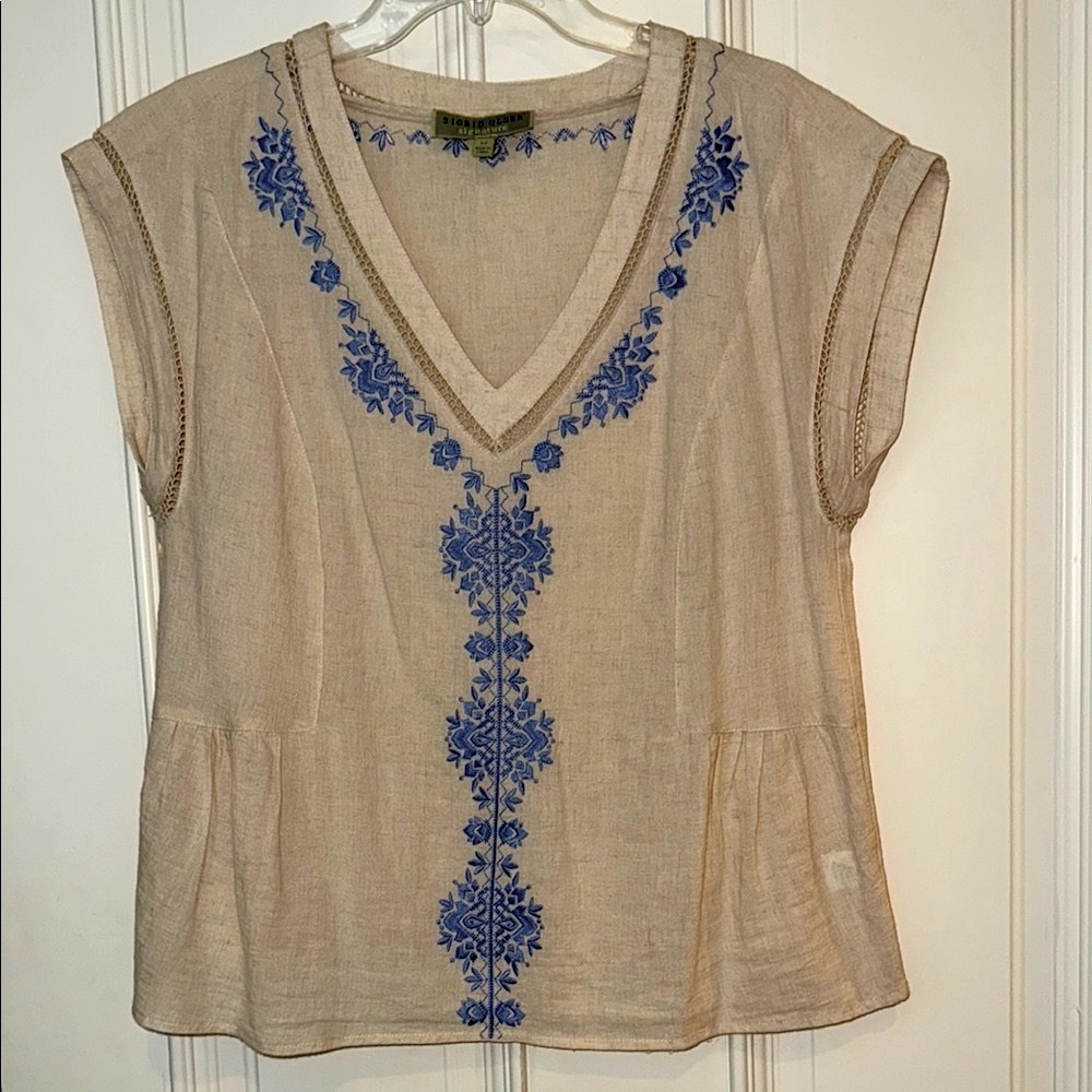 Sigrid Olsen embroidered V-Neck Top - Cream and Blue